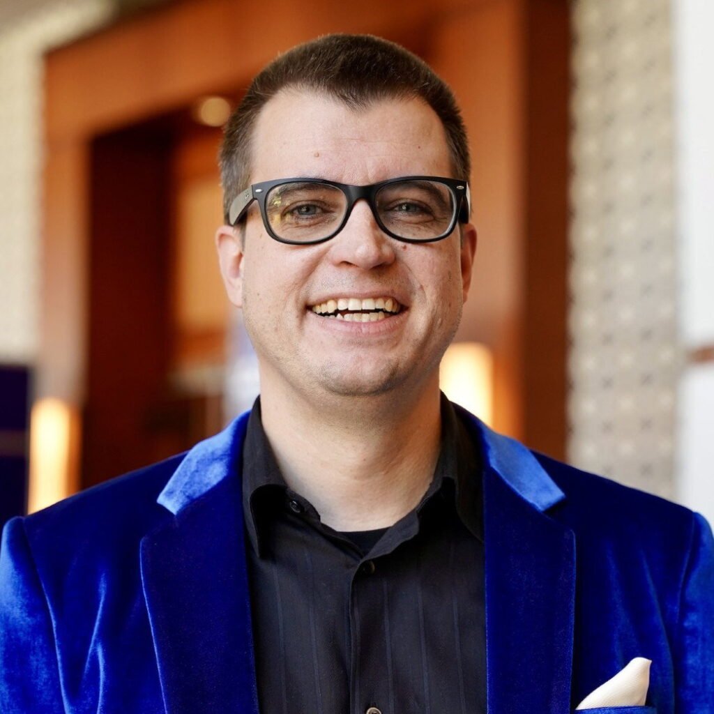 Andreas Welsch on The Peggy Smedley Show episode AI: Help or Hindrance